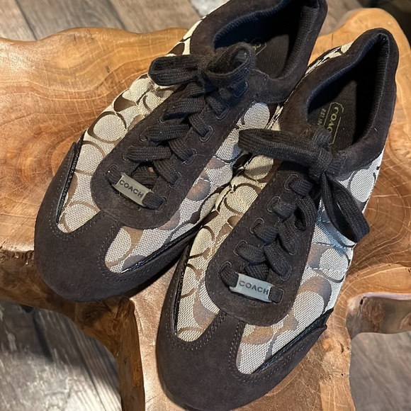 Coach Dillion Size 8 - Picture 14 of 14